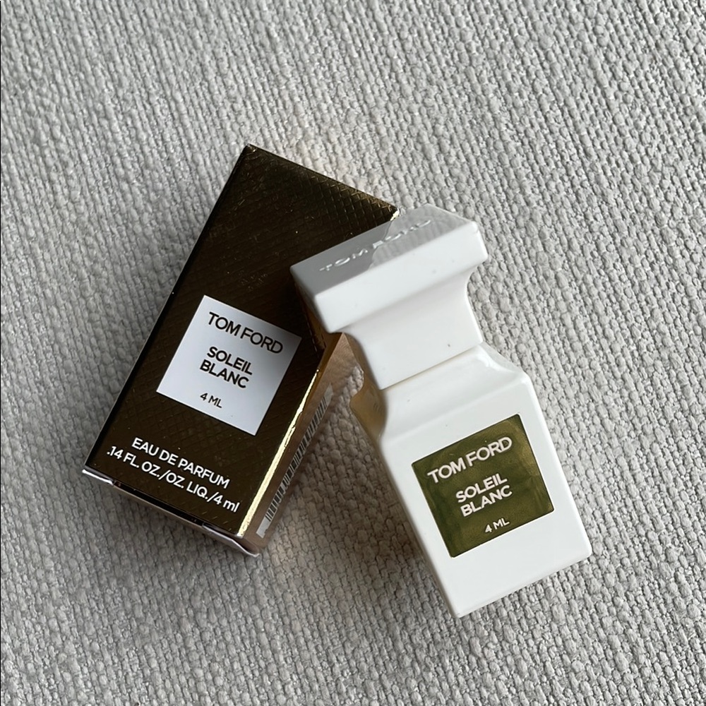 Tom Ford Soleil Blanc miniature fragrance - Picture 7 of 11
